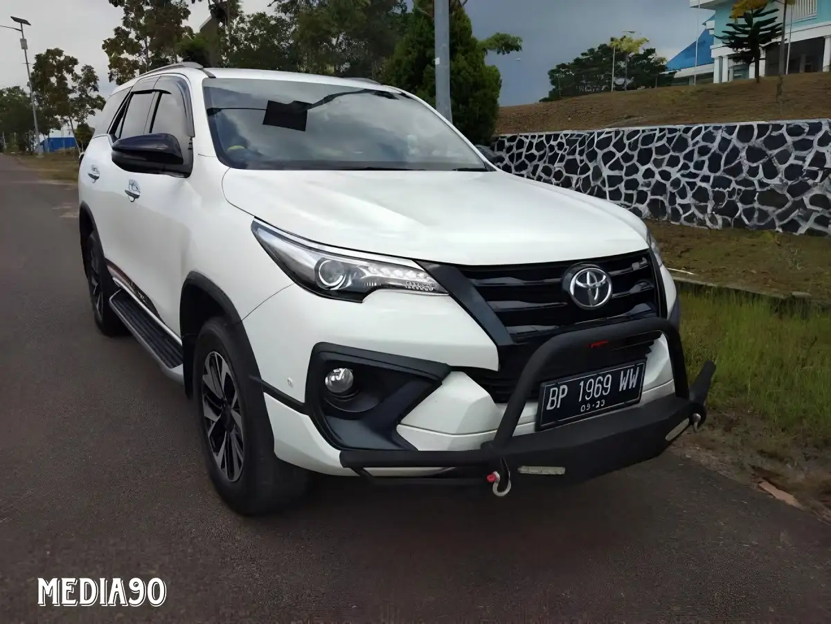 Rekomendasi Rental Mobil Tanjung Uban Murah dengan Driver dan Lepas Kunci 2 Rekomendasi Rental Mobil Tanjung Uban Murah