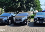 Rekomendasi Rental Mobil Cipondoh Murah dengan Driver dan Lepas Kunci