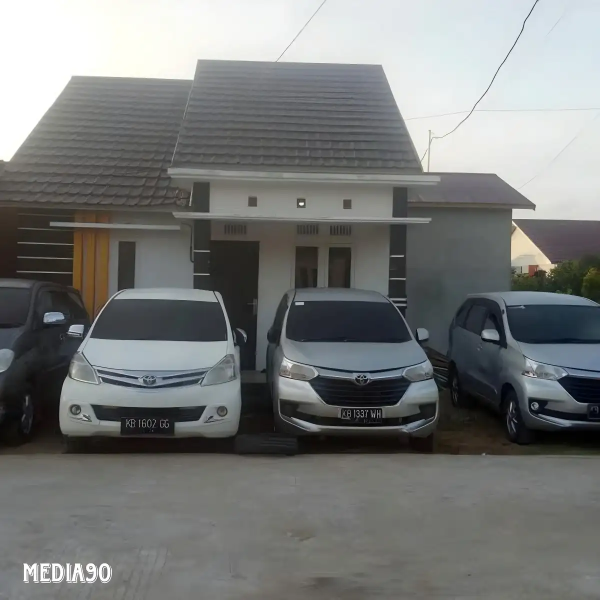Rekomendasi Rental Mobil Ketapang Murah dengan Driver dan Lepas Kunci 2 Rental Mobil Ketapang Murah Lepas Kunci