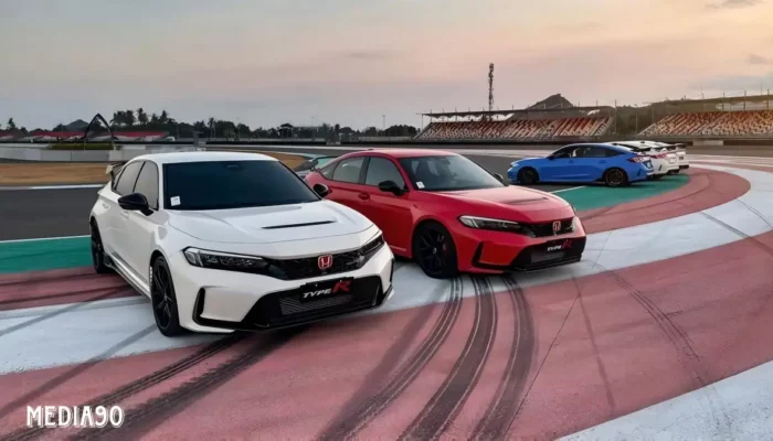 Persembahan Terbaru: Honda Civic Type R FL5, Kinerja yang Memukau dengan Desain yang Tak Tergantikan