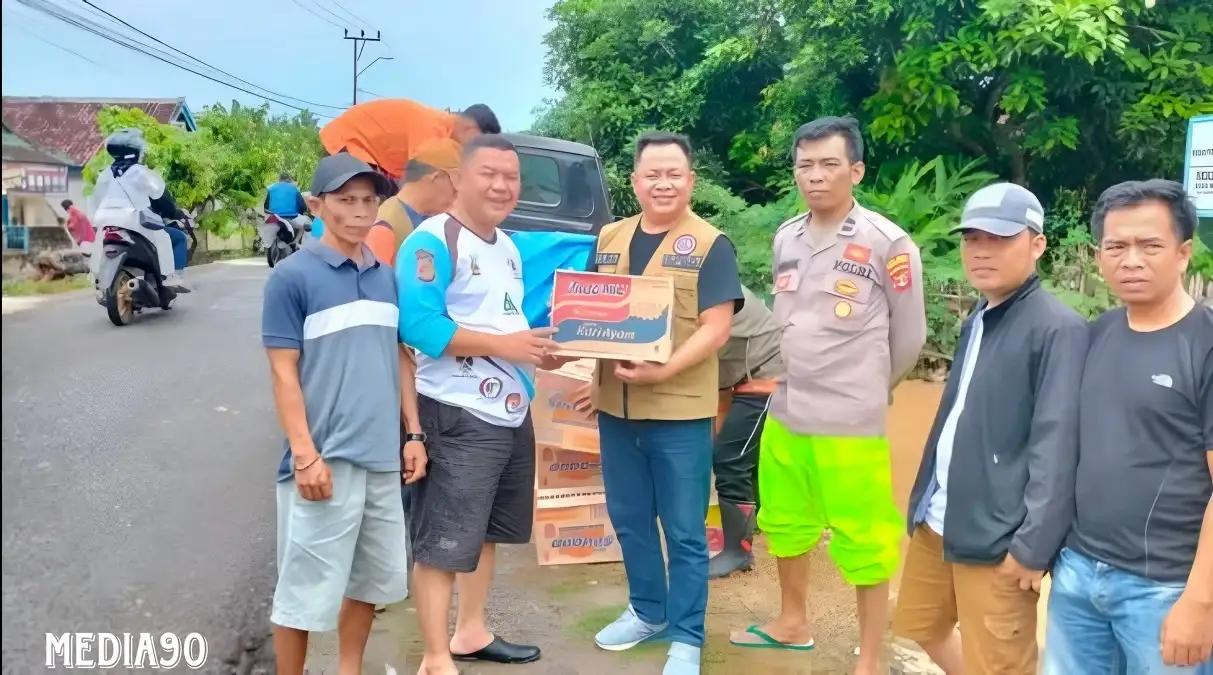 Tanggap Bencana Banjir, Pemkab Pesawaran Sigap Beri Bantuan