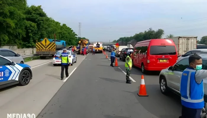 Strategi Aman Berkendara di Jalur Contraflow: Hindari Risiko Kecelakaan dengan Tips Ini!