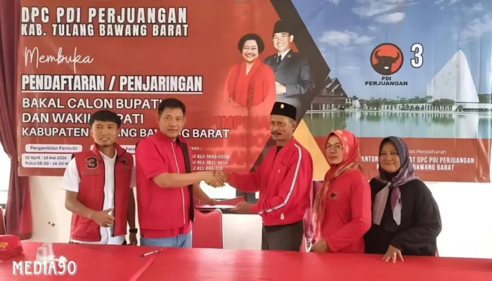 Saudara Kandung Umar Ahmad Mendaftar sebagai Calon Bupati Tubaba di PDIP dan NasDem