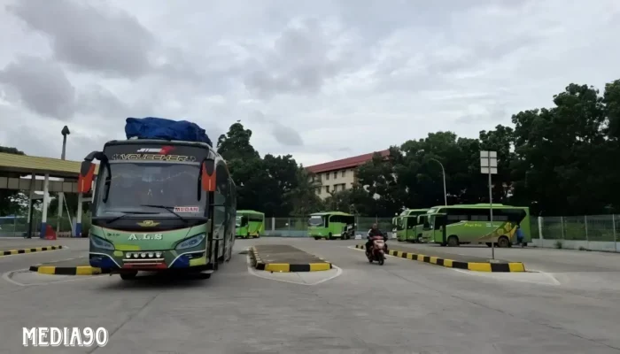 Terminal Bayangan di Sekitar Terminal Rajabasa Bandar Lampung Menghadirkan Kemacetan, BPTD Lampung Bergerak untuk Menertibkannya