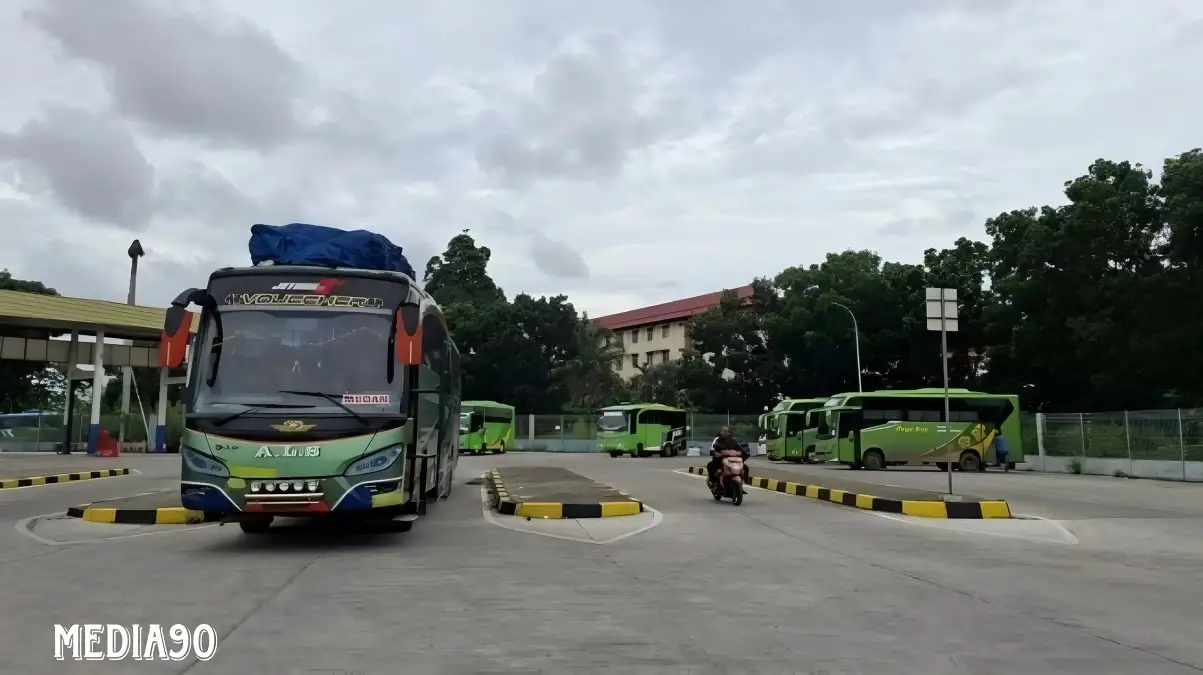 Bikin Macet, BPTD Lampung segera Tertibkan Terminal Bayangan di Sekitar Terminal Rajabasa Bandar Lampung