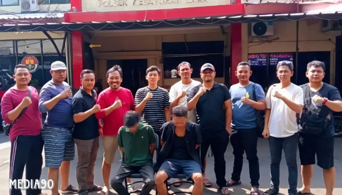Tertangkap: Dua Pria Pembobol 28 Pintu Mes Karyawan PT CPB Dente Teladas Tulang Bawang di Jakarta