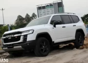 Tawaran Menarik: Daftar Harga dan Skema Kredit Toyota Land Cruiser 300 Bekas Tahun 2024!