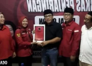 Tersorot Kesamaan Komitmen: Petahana Wahdi Daftar Penjaringan Calon Wali Kota Metro di PDIP