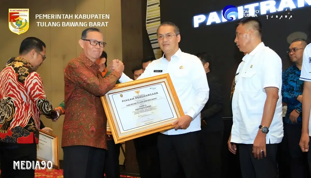 Dukung BPJS Ketenagakerjaan, Tulang Bawang Barat Raih Dua Penghargaan Paritrana dari Presiden