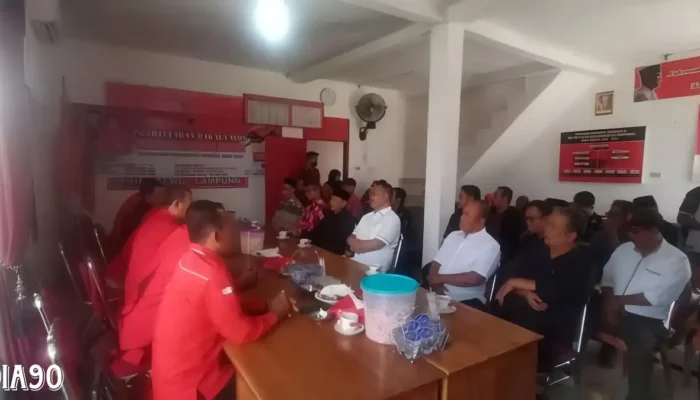 Tersangkut di Antara Politik dan Masa Lalu: Mantan Wakil Bupati Pringsewu Mengajukan Dirinya sebagai Calon Bupati di PDIP