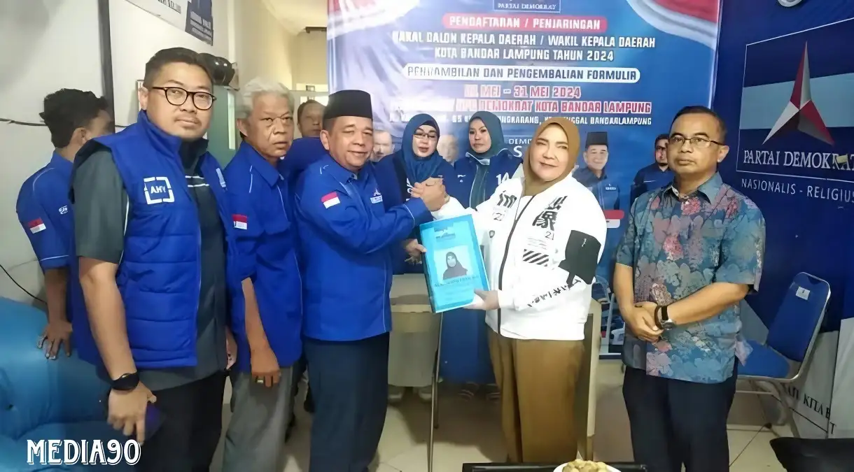Eva Dwiana Tegaskan Tetap Berpasangan dengan Deddy Amarullah Pada Pilwakot 2024