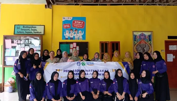 FIK Universitas Malahayati: Membawa Pelatihan dan Edukasi Kesehatan ke Ponpes Al-Firdaus, Bandar Lampung