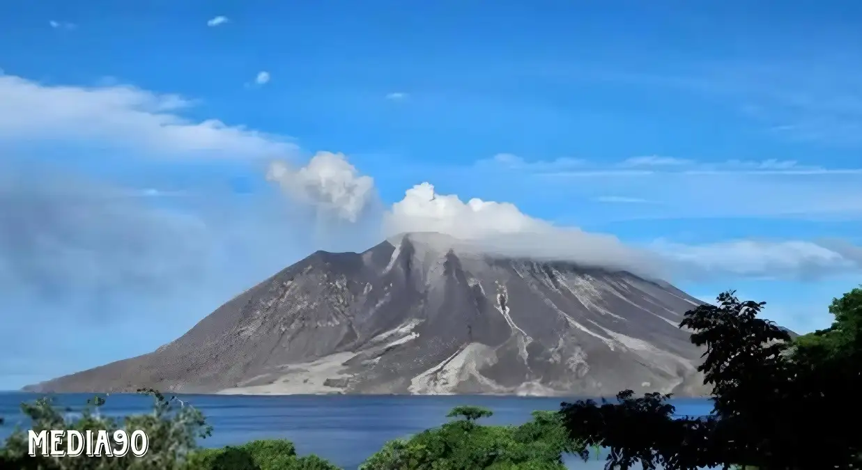 Gunung Ruang Masih Berpotensi Bahaya Erupsi Awan Panas