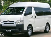 Mengapa Mobil Travel Toyota Hiace Kencang-Kencang, Ya?