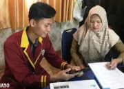 Mahasiswa Teknokrat Indonesia Presentasikan Aplikasi Presensi Mobile untuk SMAN 7 Bandar Lampung