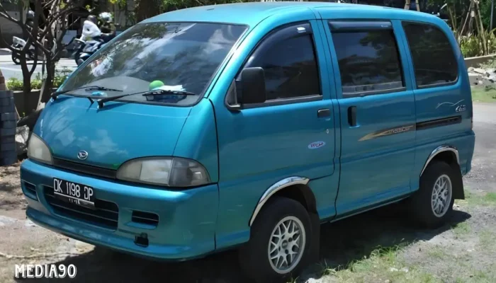 Melacak Jejak Daihatsu Zebra Espass: Inovasi Pintu Geser yang Mewarnai Sejarah Mobil