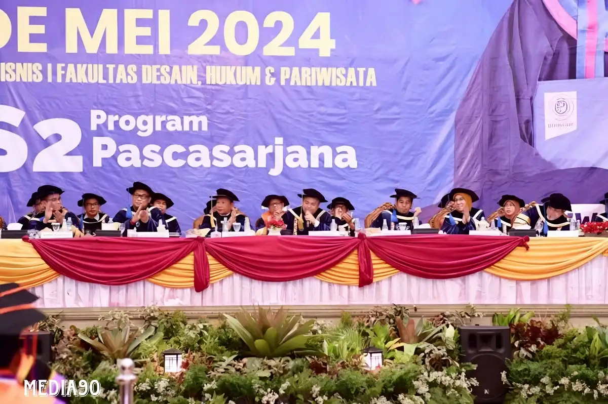 Mewisuda 478 Mahasiswa Darmajaya, Ini Pesan Rektor kepada Lulusan