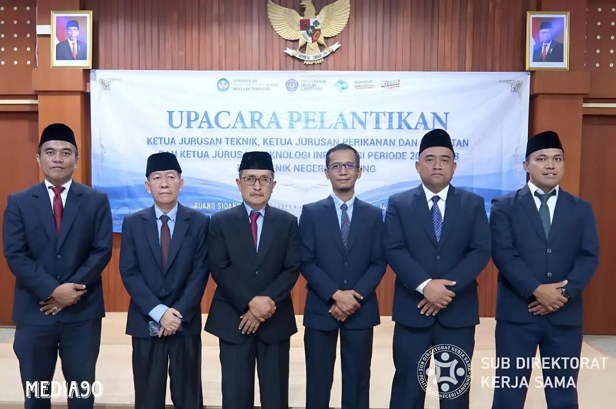 Prof Sarono Lantik Tiga Ketua Jurusan Baru di Polinela Periode 2024-2028