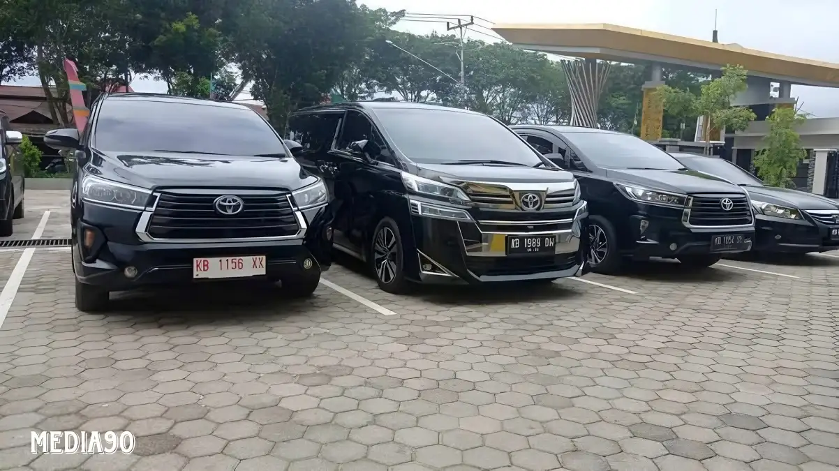 Rekomendasi Rental Mobil Pontianak Murah