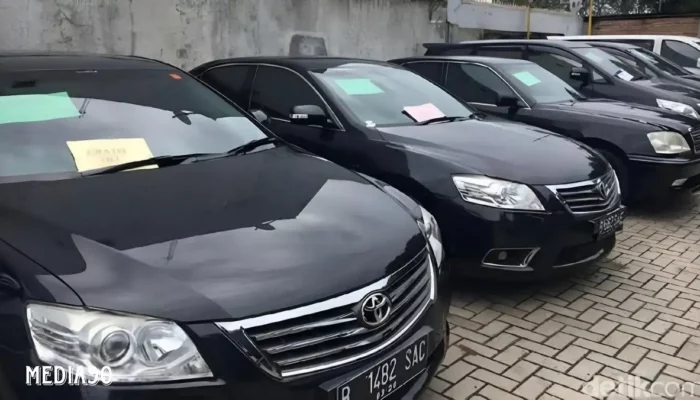 Rekomendasi Rental Mobil Makassar Murah dengan Driver dan Lepas Kunci
