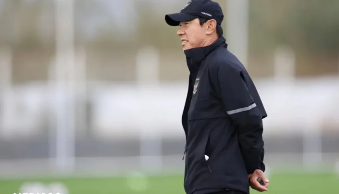 Shin Tae-yong: Memasuki Paris dengan Keluhan Cuaca dan Rumput Lapangan