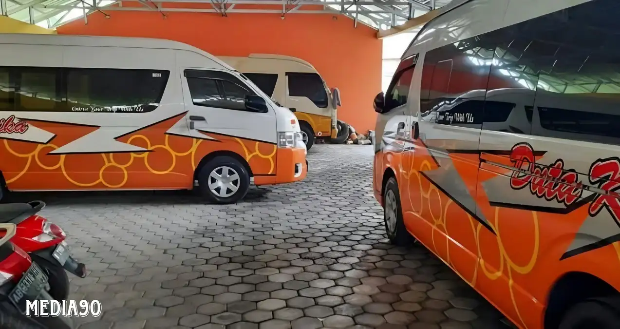 Travel Surabaya Jogja PP (Jadwal, Harga, Fasilitas)