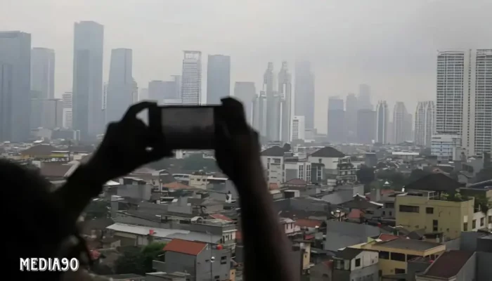 Potensi Bahaya Udara Jakarta Terhadap Kelompok Sensitif