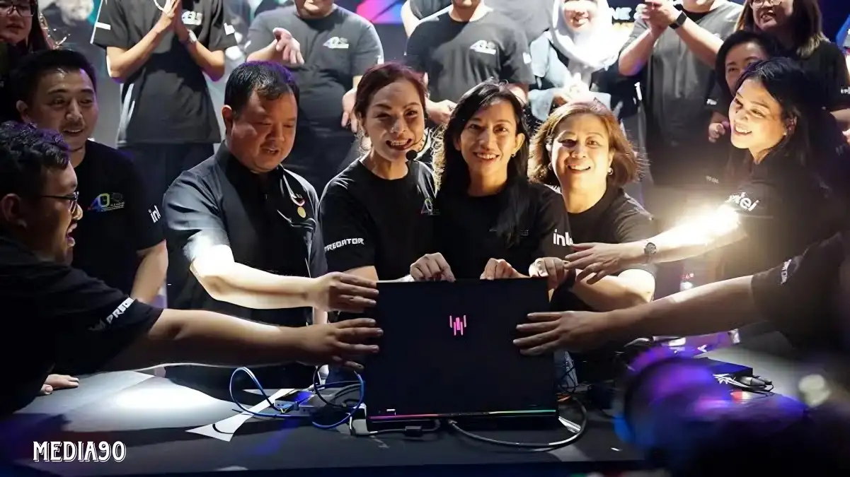 Acer Predator Helios 18 catat rekor MURI, laptop gaming pertama mampu live streaming non-stop 40 jam