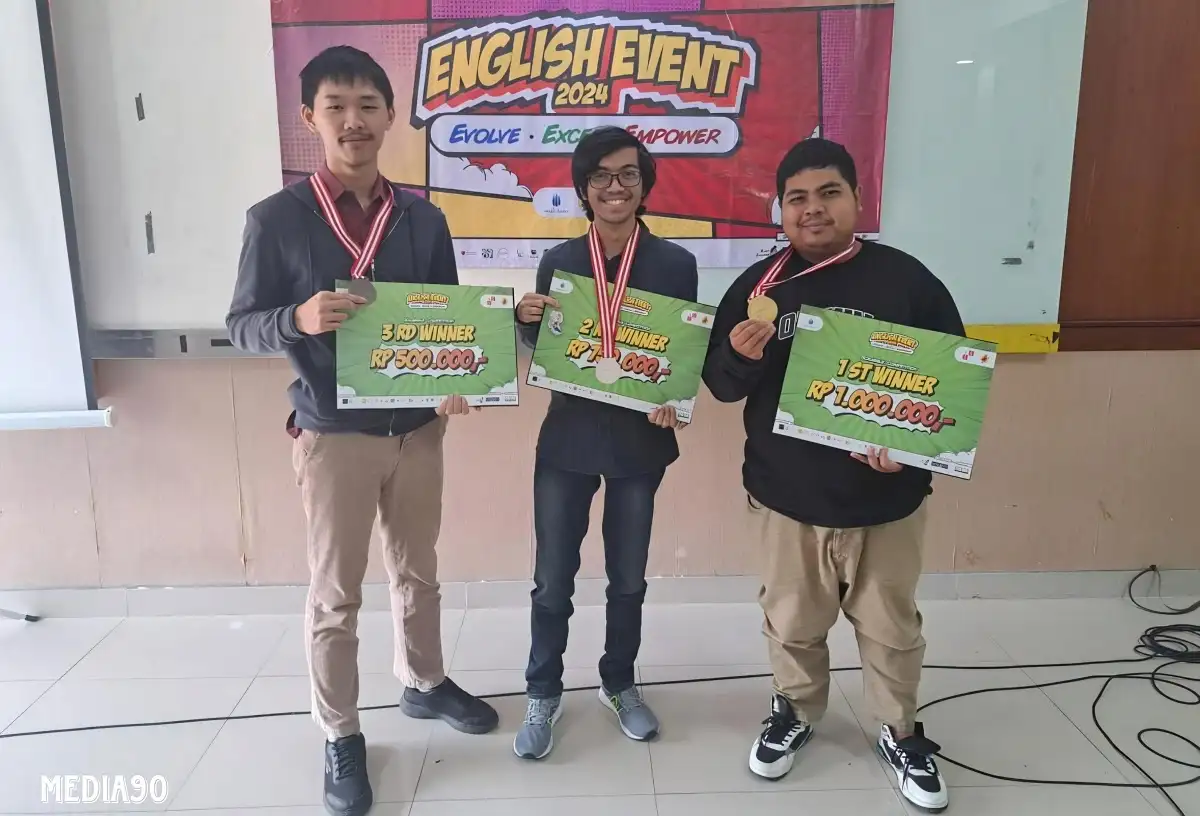 Aditya Putra Difa Mahasiswa Teknokrat Indonesia Raih Juara Scrabble Tingkat Nasional