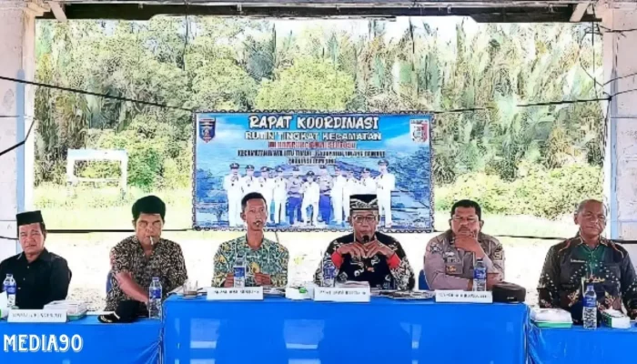 Camat Rawajitu Timur Adakan Pertemuan di Bumi Sentosa Bahas Permasalahan Petambak Dipasen