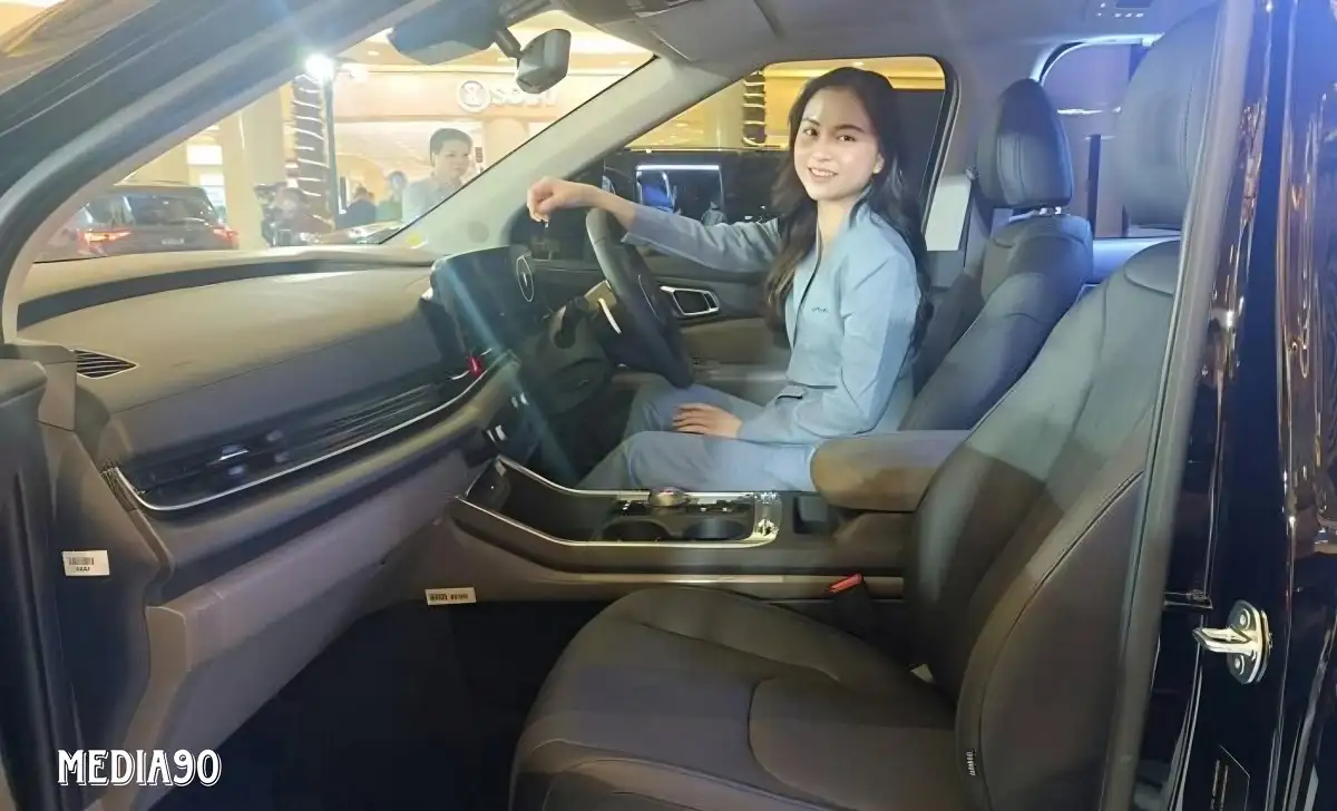 Beli New Kia Carnival Boleh Pilih Warna Interior