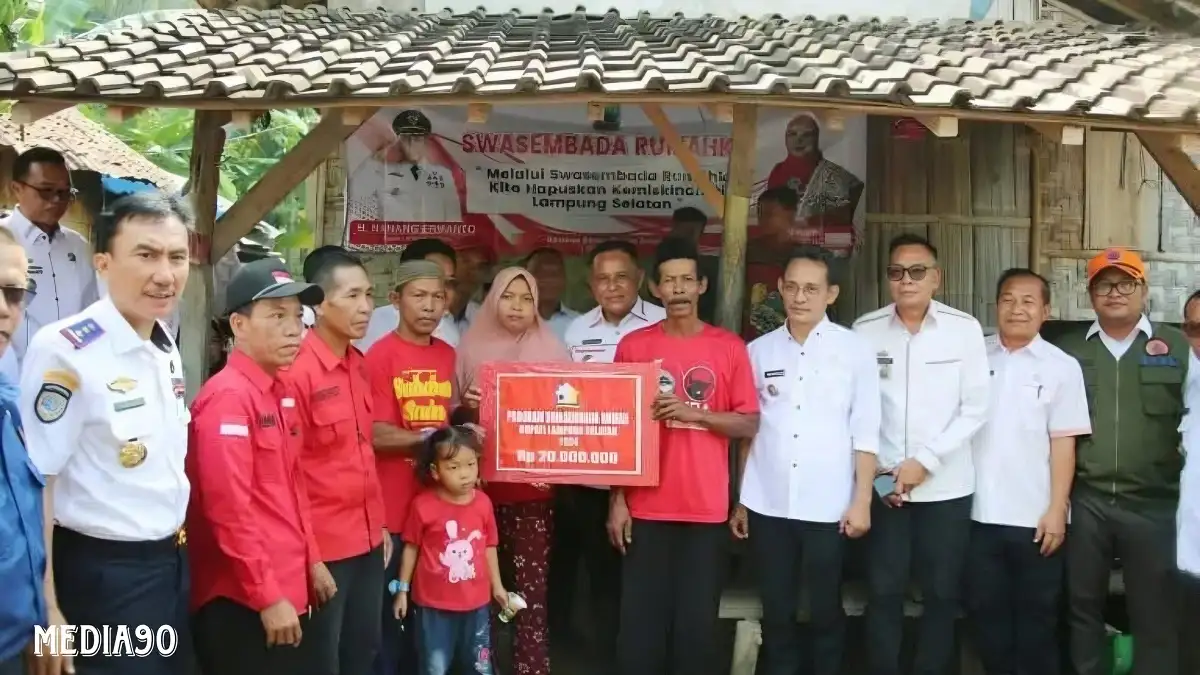 Dinilai Tak Layak Huni, Tujuh Rumah Warga Rajabasa dan Tanjung Bintang Dibedah Pemkab Lampung Selatan