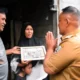 Gubuk Bambu dan Atap Bocor, Bupati Nanang Bantu Perbaikan Dua Rumah Warga Kecapi Kalianda