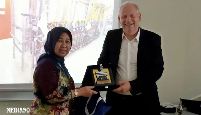 Rektor Unila Kunjungi Technische Universität Jerman untuk Membahas Kerjasama Pertukaran Mahasiswa
