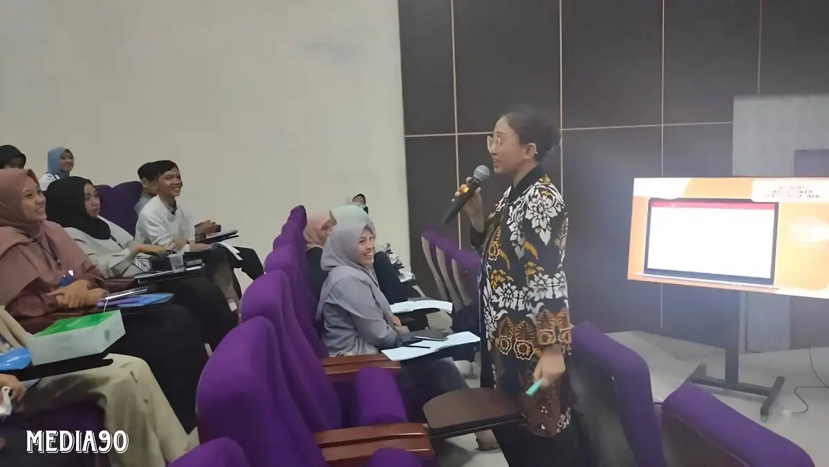 Niken Paramitasari, Dosen Prodi Bisnis Digital Pemateri Pelatihan Kewirausahaan Digital Dasar DEA di Unila