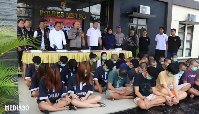 Operasi Antik 2024: Polres Metro Tangkap 27 Pelaku Narkoba, Termasuk ASN Pringsewu dan Honorer Satpol PP