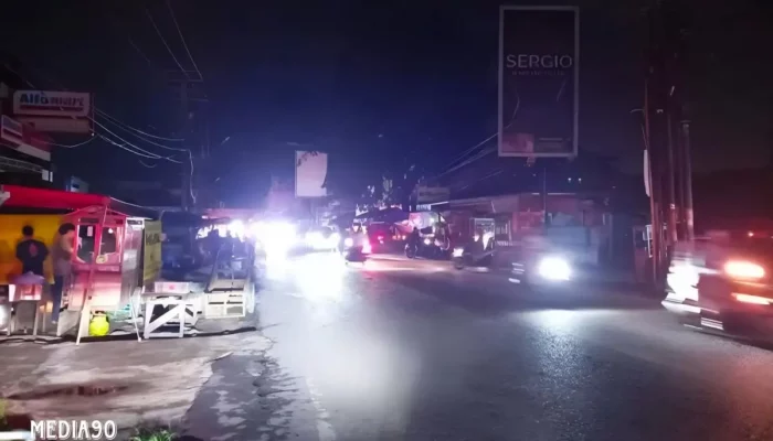 Wilayah Lampung Gelap Gulita: Hanya Sebagian Kecil Terang, Warga Melarikan Diri dari Daerah Terputus