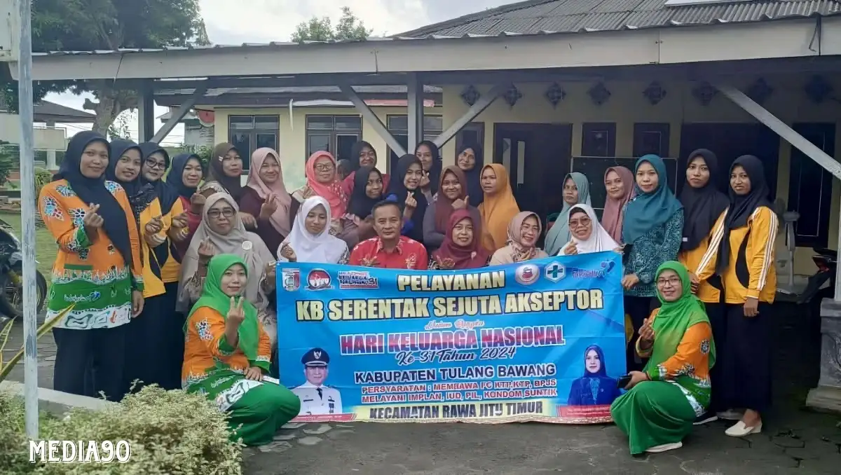 Peringati Harganas, BKKBN Baksos Layani Pemasangan KB Gratis ke Warga Bumi Dipasena Sejahtera Tulang Bawang