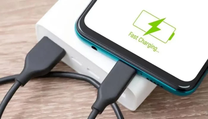 Realme Uji Pengisian Cepat 300W: Penuhkan Smartphone Kurang dari 5 Menit