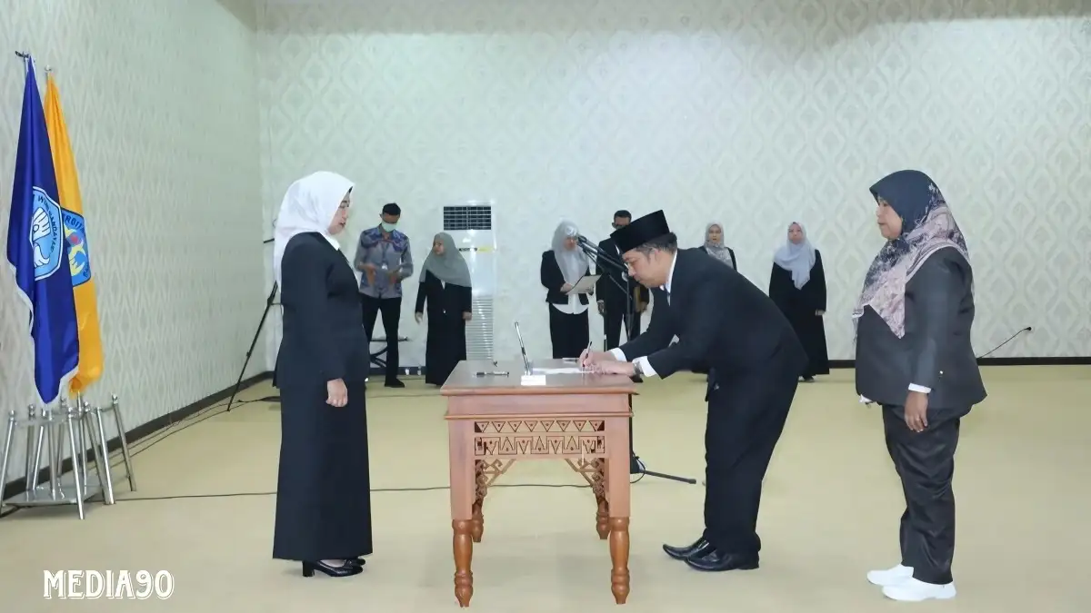 Rektor Lusmeilia Lantik Empat Pejabat Baru di Unila, ini Daftarnya