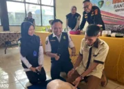 Sambut Hari Bhayangkara, Biddokkes Polda Lampung Berikan Pelatihan Pertolongan Darurat kepada Sopir Bus Puspa Jaya