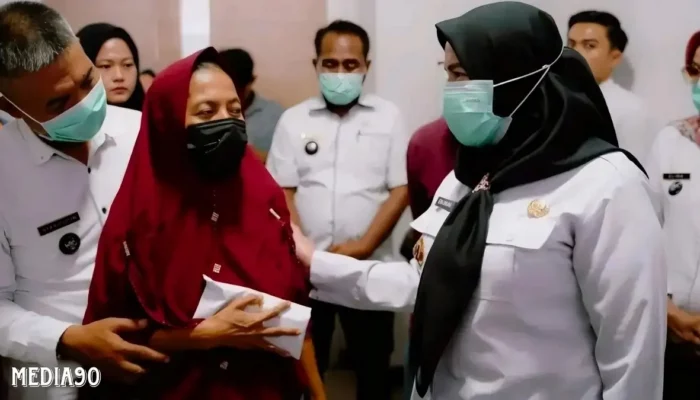 Budi Santuni Korban Amukan Sapi di Way Halim: Cerita Wali Kota Bandar Lampung saat Iduladha 2024