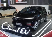 Wuling Pamerkan Mobil Listrik di Jakarta Fair 2024, Sajikan Hadiah dan Promo Menarik