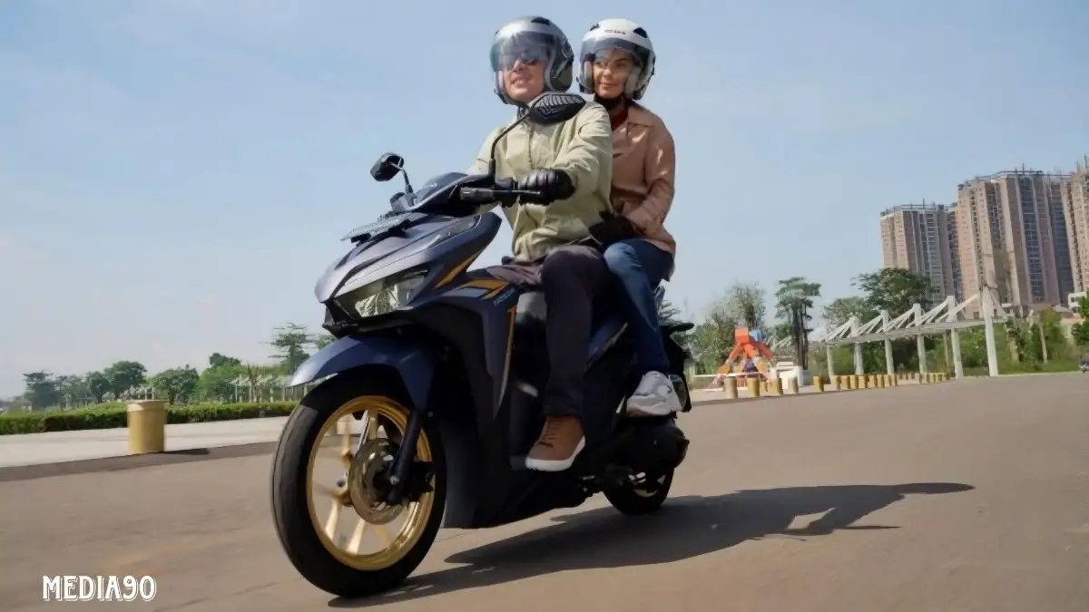 Jangan Bonceng Duduk Samping, ini Enam Tips Aman Berboncengan Saat Berkendara di Jalan