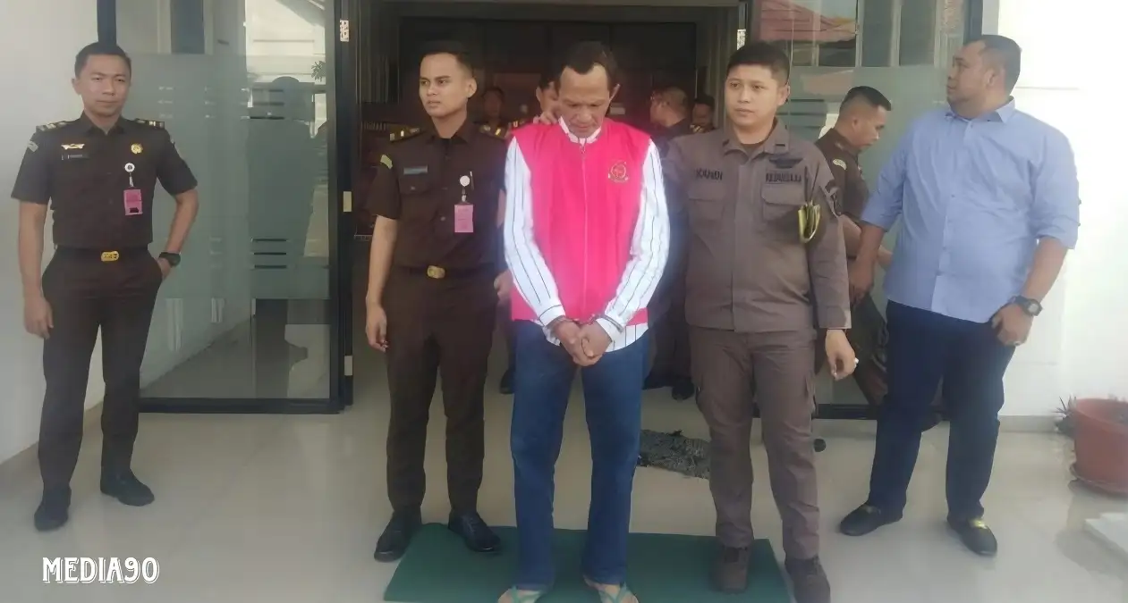 Korupsi Proyek Jalan Bandar Mataram Rp185,5 Juta, Kontraktor Bandar Lampung ini Ditahan Kejari Lampung Tengah