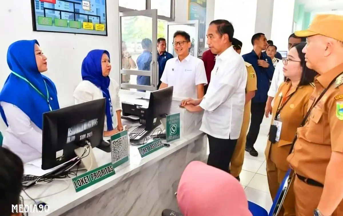Kunjungi Tanggamus, Presiden Joko Widodo Cek Pelayanan RSUD Batin Mangunang Kota Agung
