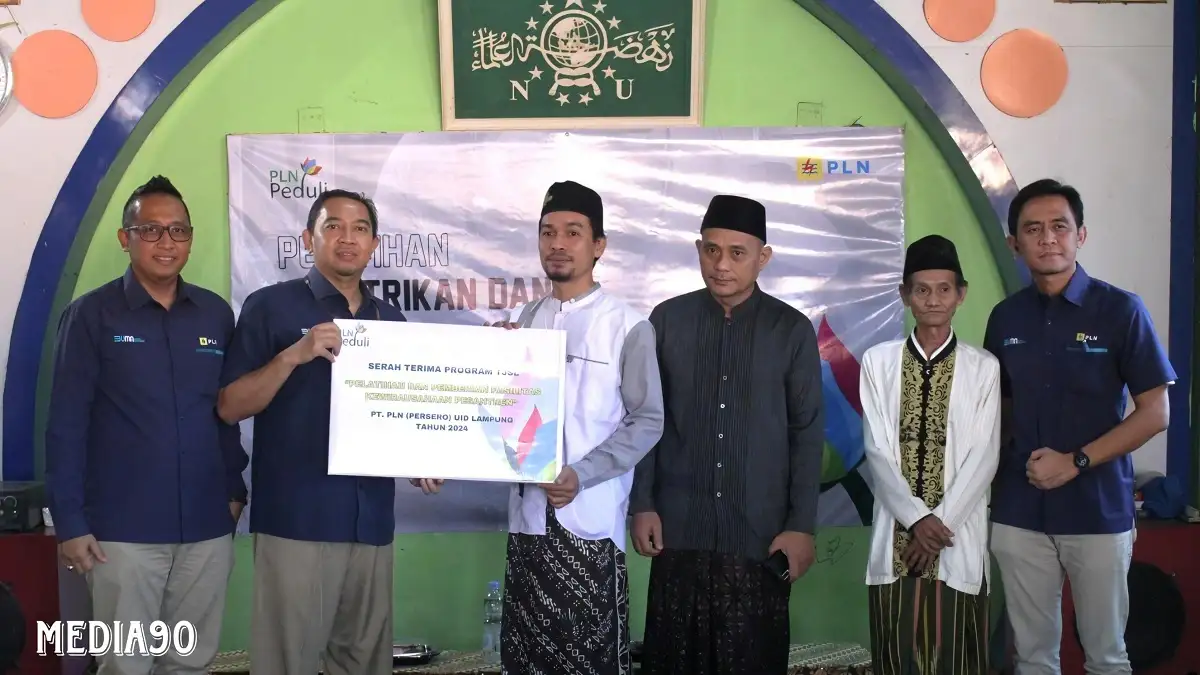 Latih Kewirausahaan Hingga Beri Modal, PLN Lampung Dorong Kemandirian Pesantren di Lampung