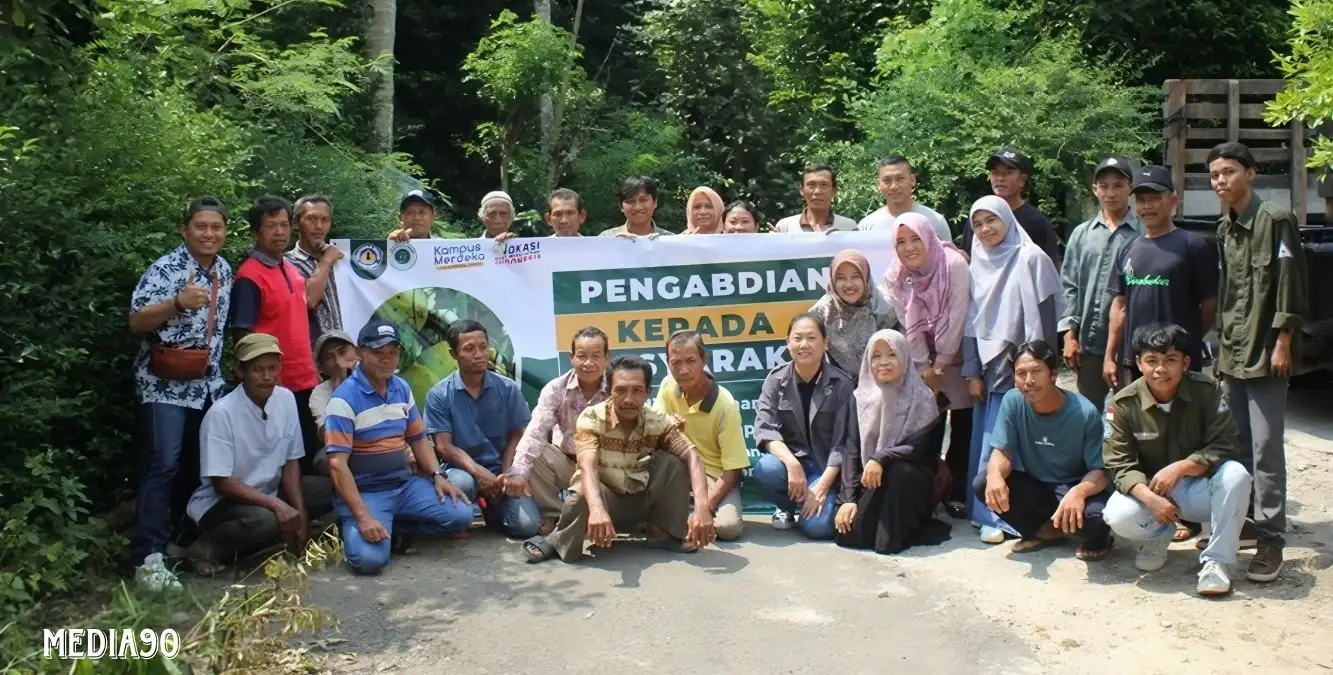 Polinela Berdayakan Petani Melalui Pengolahan Limbah Pala Menjadi Bio-arang di Desa Wiyono