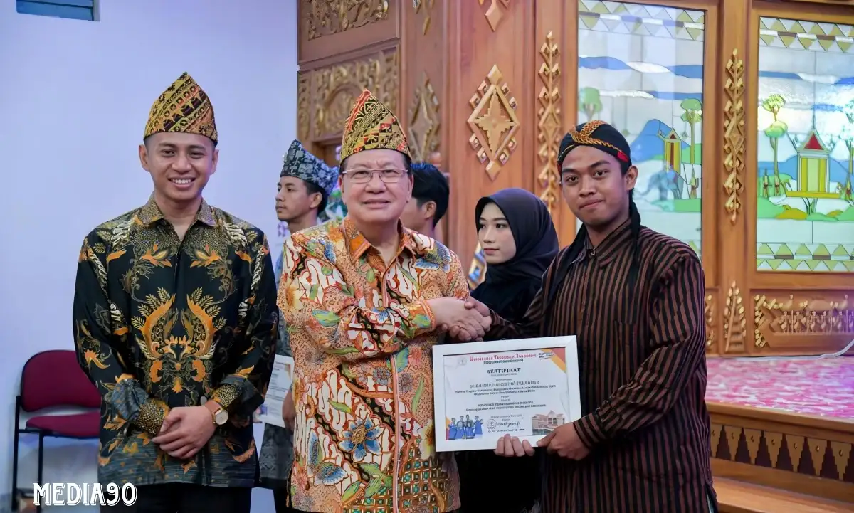 Rektor Universitas Teknokrat Indonesia Lepas Mahasiswa Pertukaran Mahasiswa Merdeka Batch 4