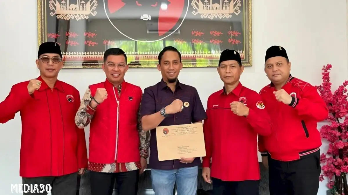 Terima Surat Tugas dari PDIP, Calon Bupati Way Kanan Resmen Kadapi Akui Bakal Gandeng Cik Raden di Pilkada 2024